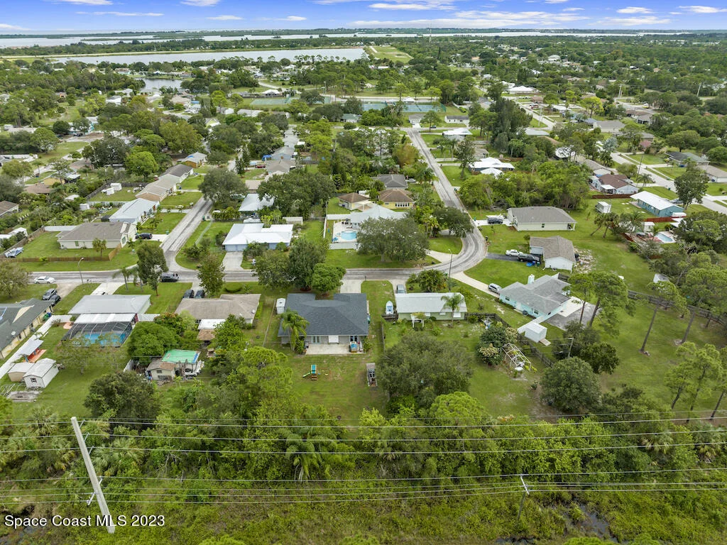 Photo of 121 Harris Drive
