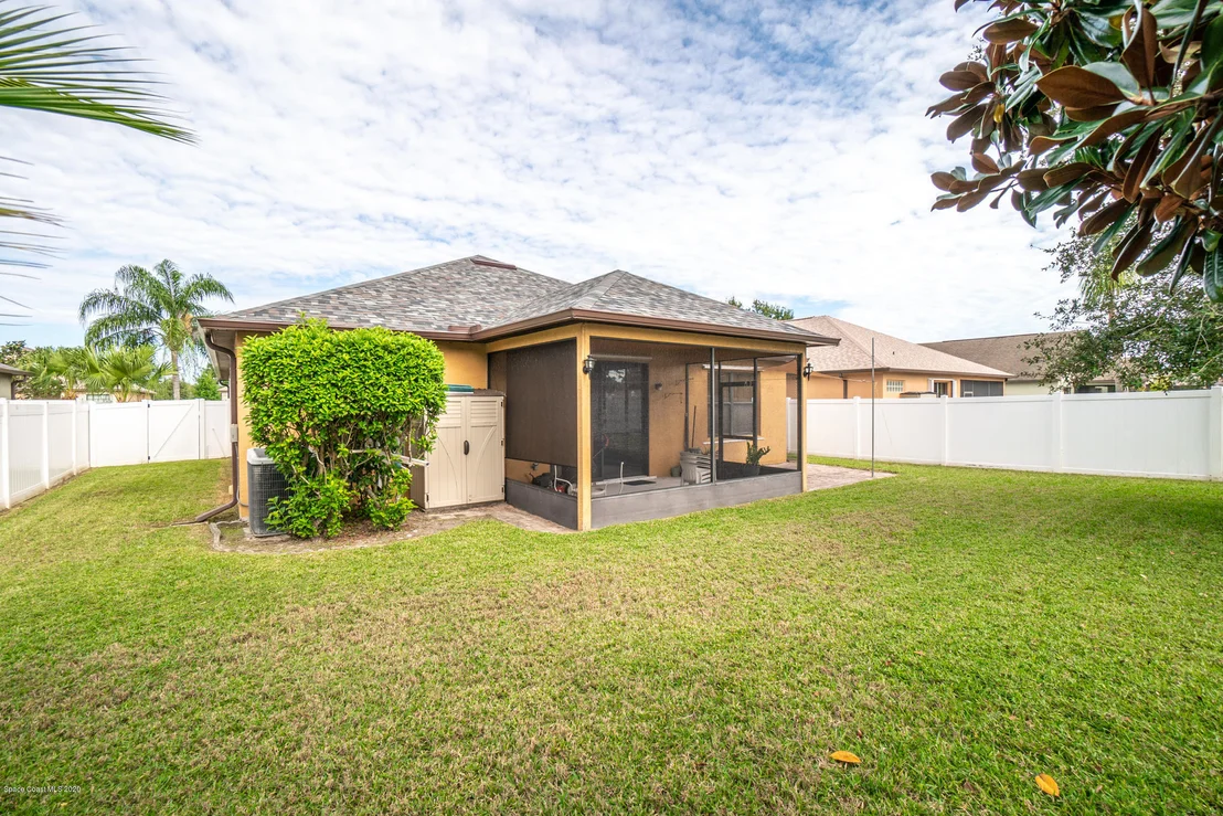 Photo of 1210 Bolle Circle