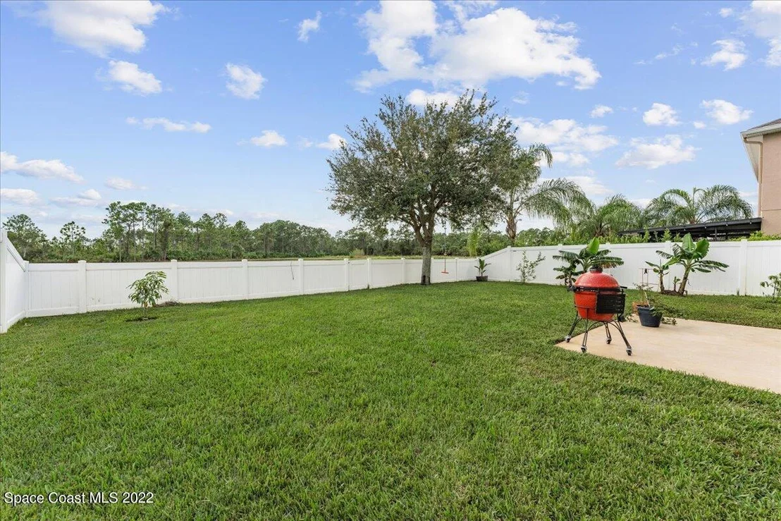 Photo of 1557 Alaqua Way