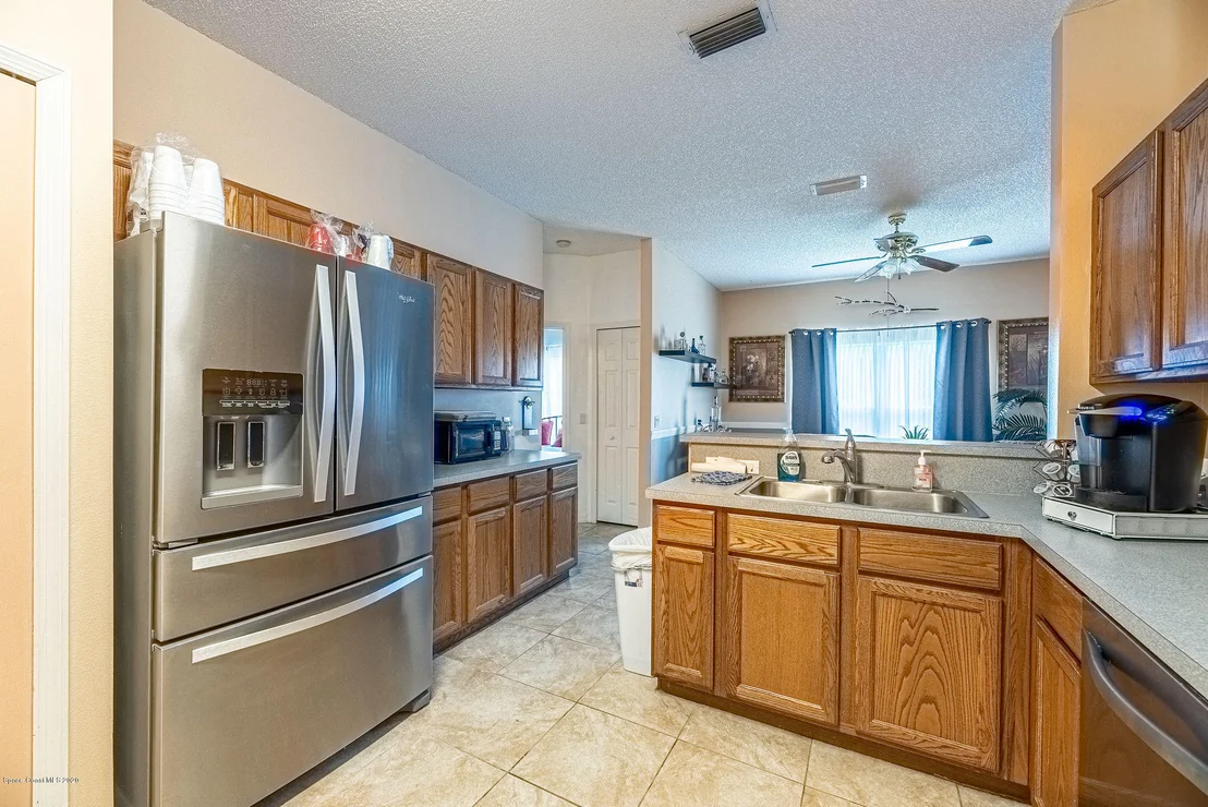 Photo of 1445 Colt Way