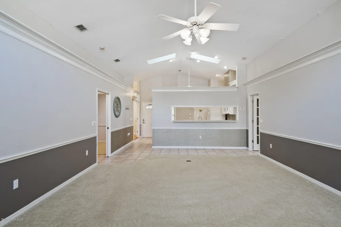 Photo of 2477 Saint Johns Lane
