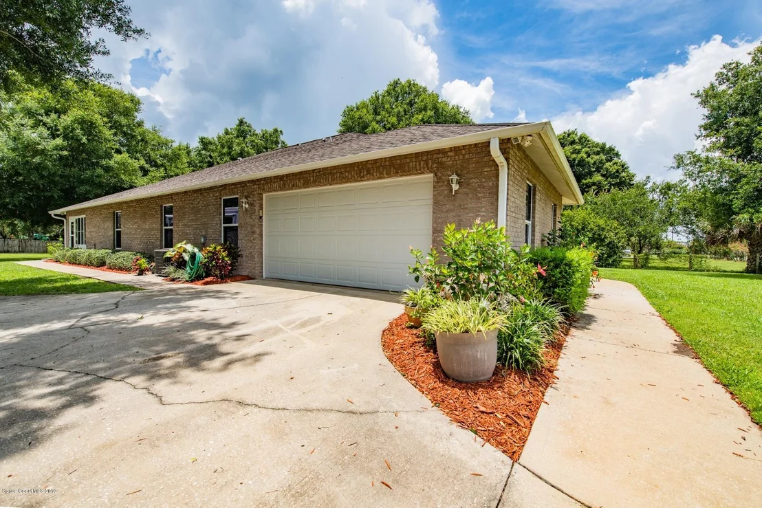 Photo of 3575 Glenn Road