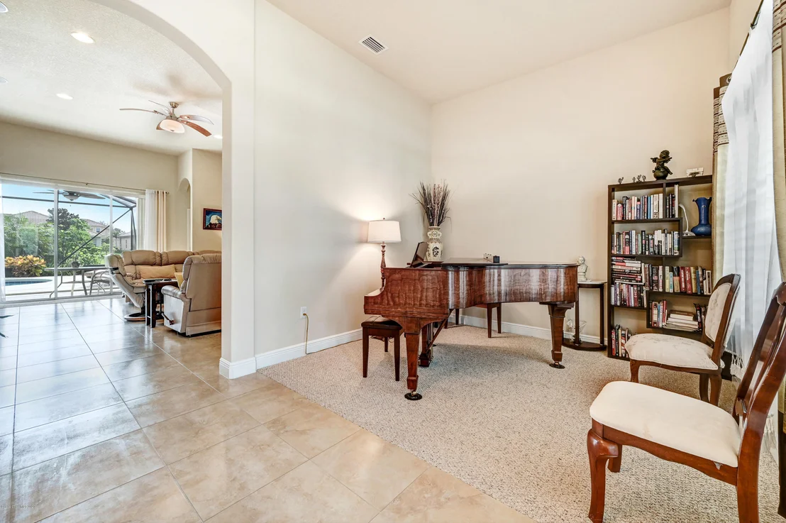 Photo of 1333 Tralee Bay Avenue