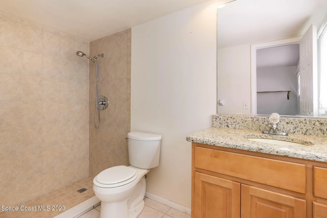 Photo of 880 Westport Drive