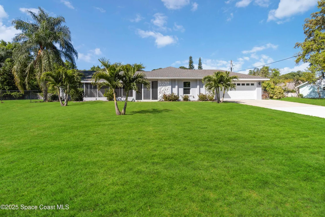 Photo of 5595 Eagle Way