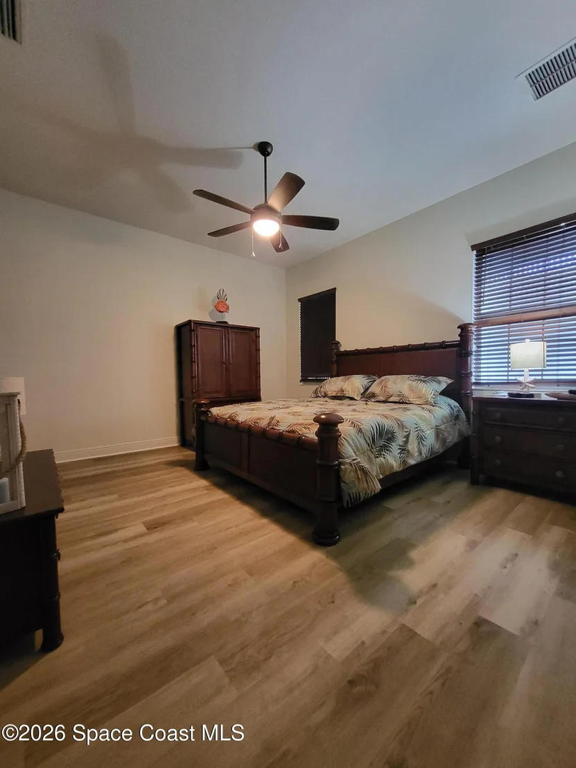 Photo of 1177 Eleuthera Drive NE