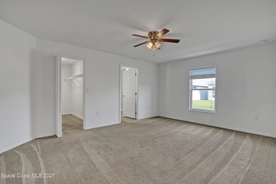 Photo of 1290 Corbett Lane