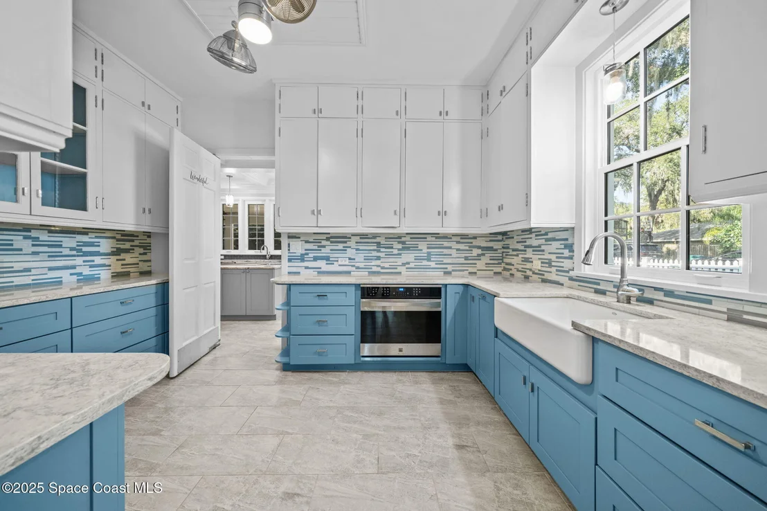 Photo of 875 N Indian River Drive