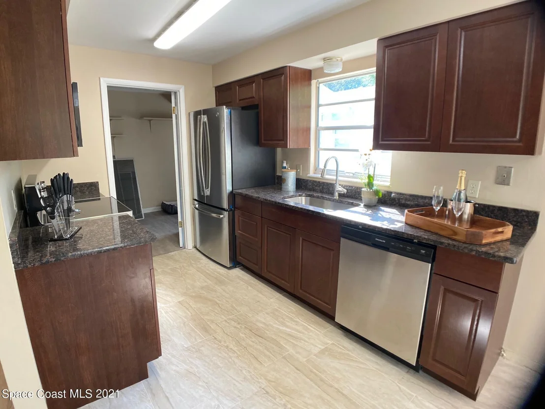Photo of 1088 Coronado Drive