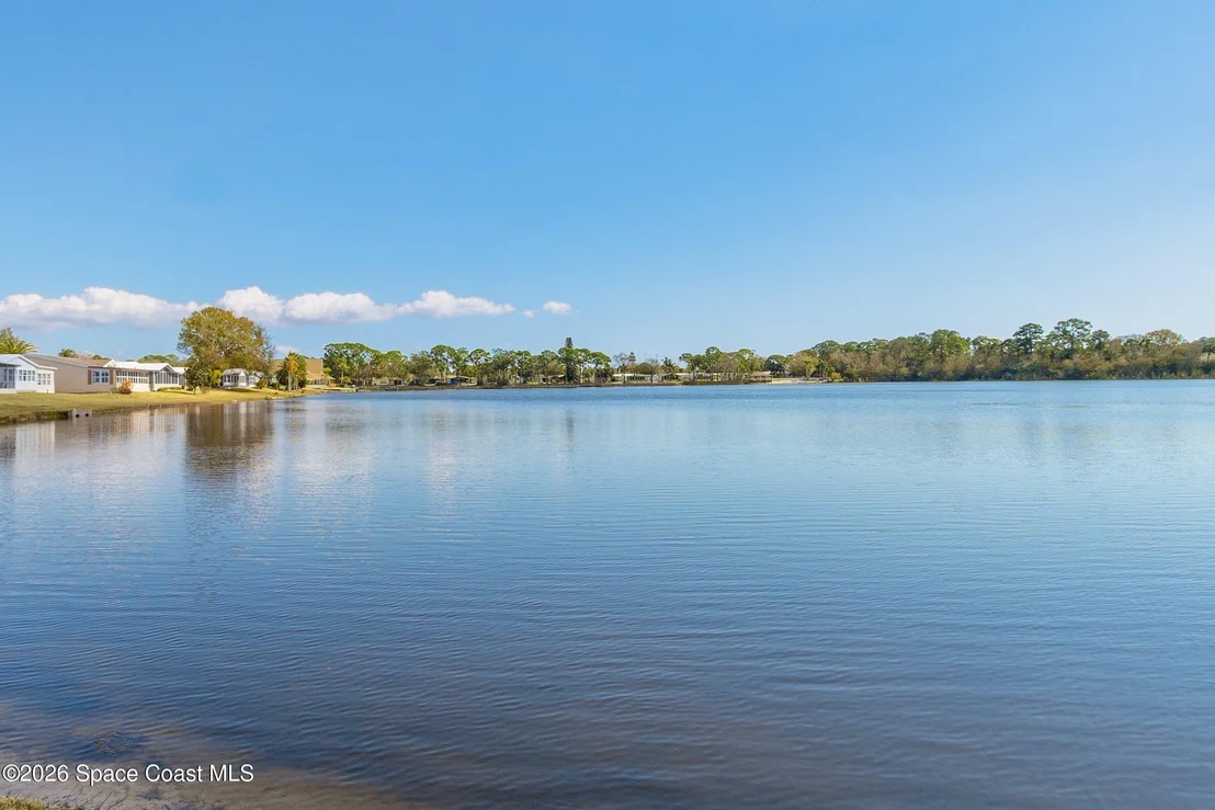 Photo of 122 Scenic Drive