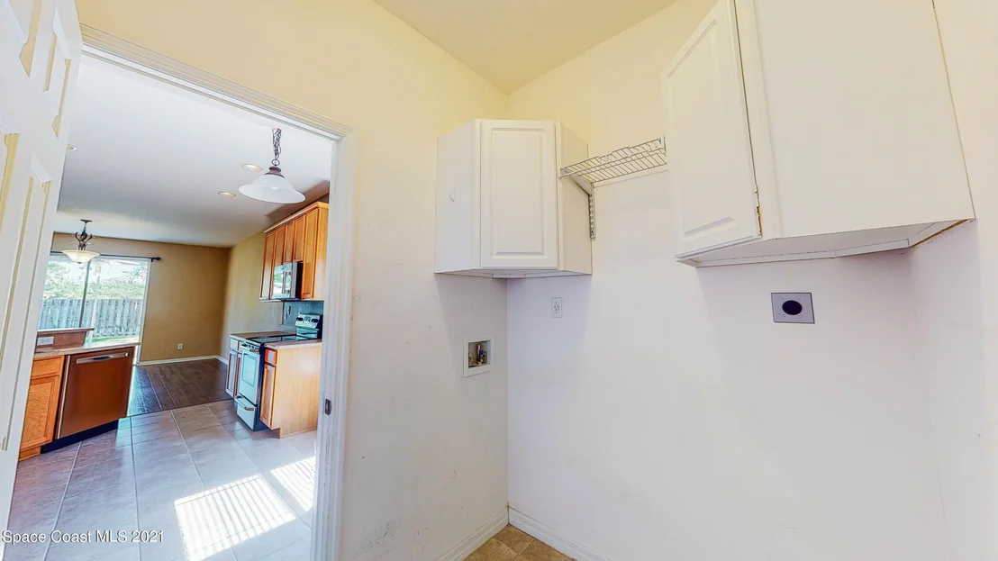Photo of 1598 Maeve Circle