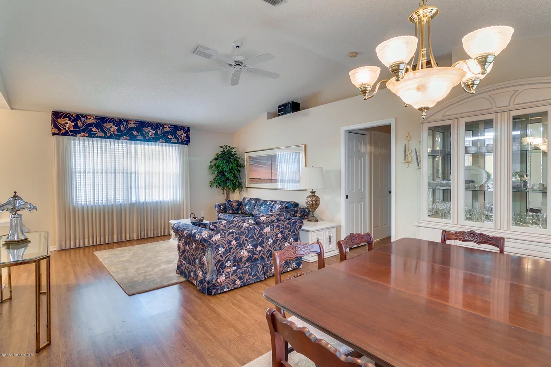 Photo of 3301 Lake View Circle
