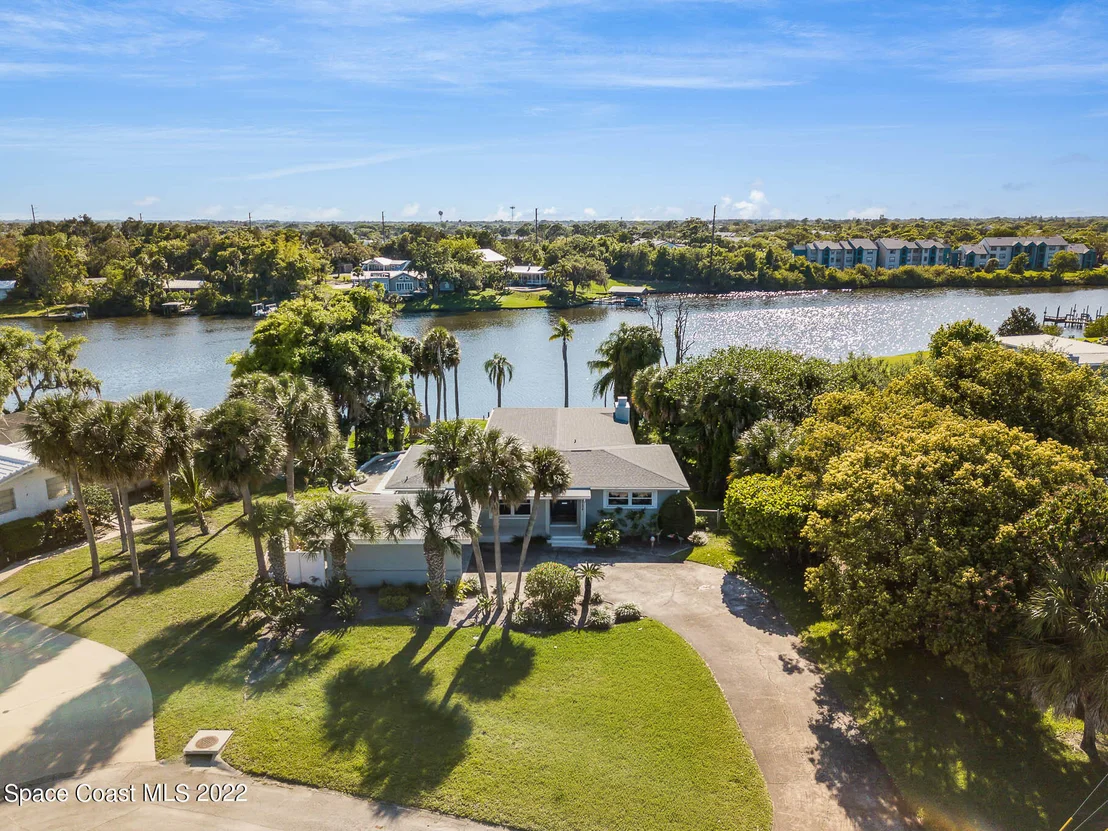 Photo of 1134 Rivermont Drive