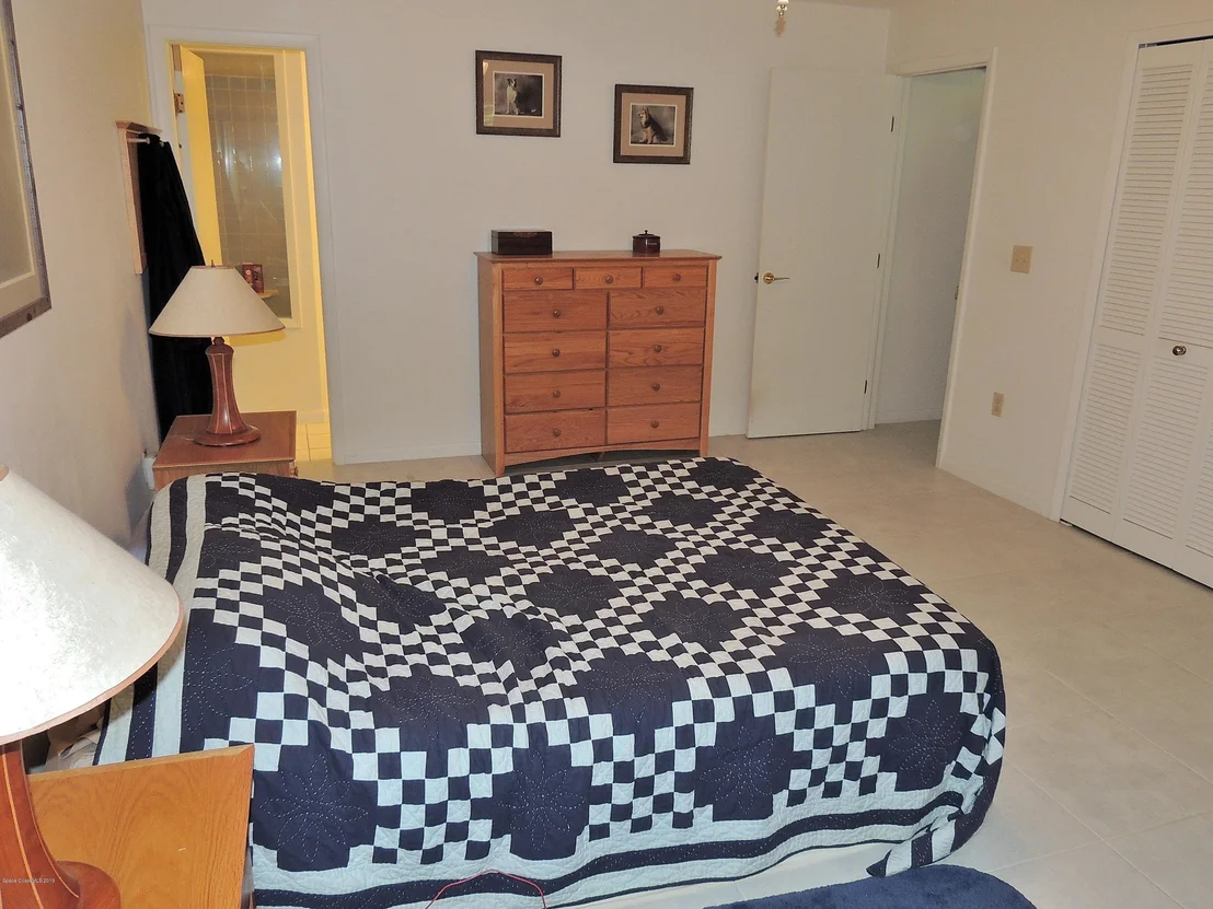 Photo of 1801 Laurel Oak Drive N