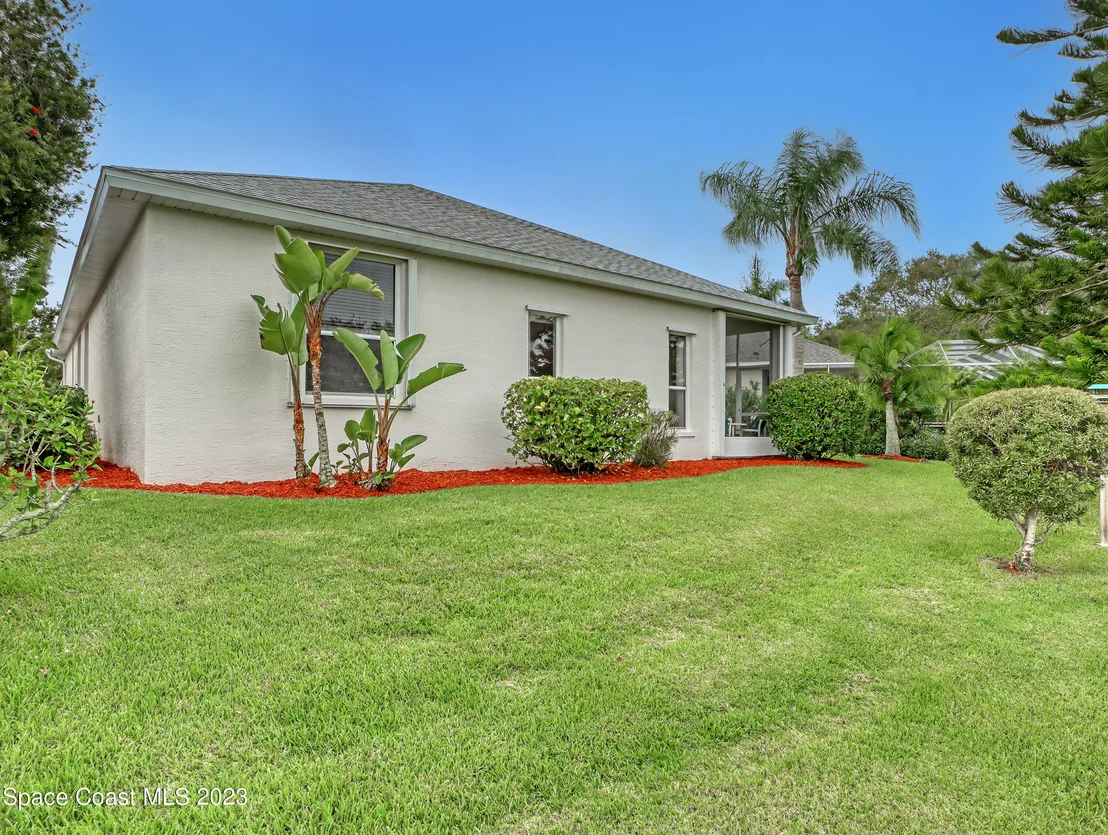 Photo of 904 Suntree Woods Drive