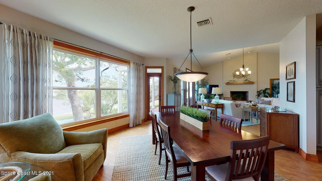 Photo of 400 Bay Point Drive