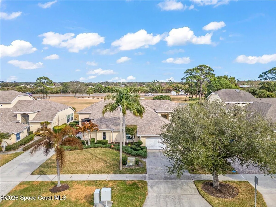 Photo of 1957 Golf Vista Boulevard