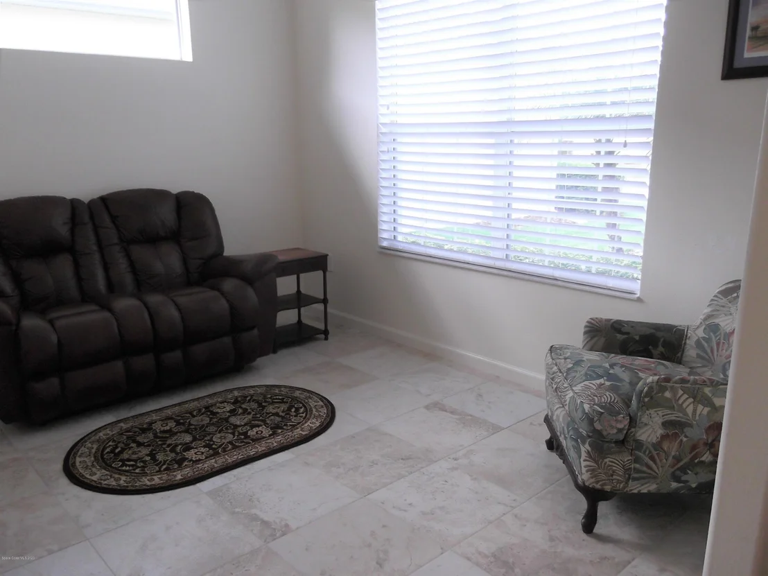 Photo of 6941 Abbeyville Road