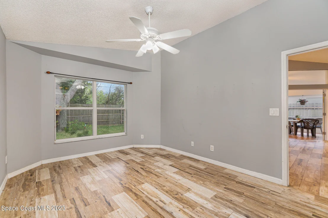 Photo of 2901 Saint James Lane