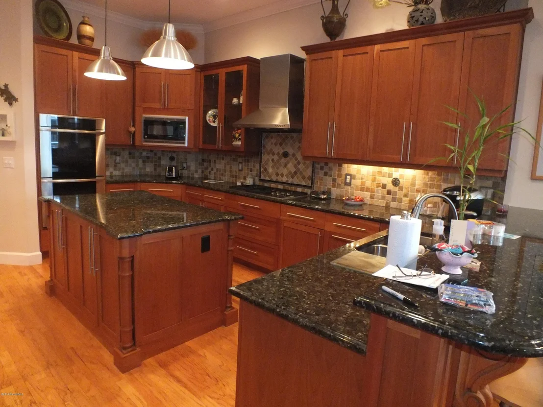 Photo of 470 Oriole Lane