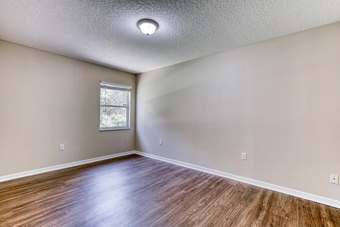 Photo of 1007 Fostoria Drive