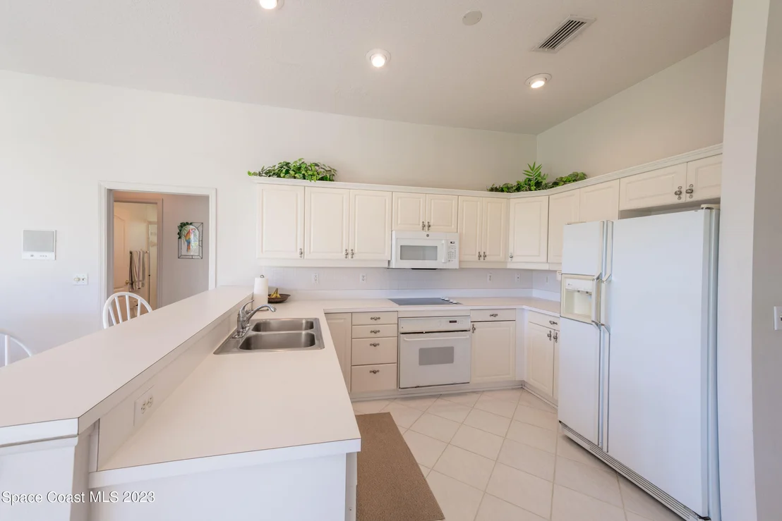 Photo of 5621 Herons Landing Drive