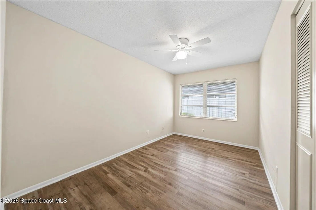 Photo of 934 Barbara Lane