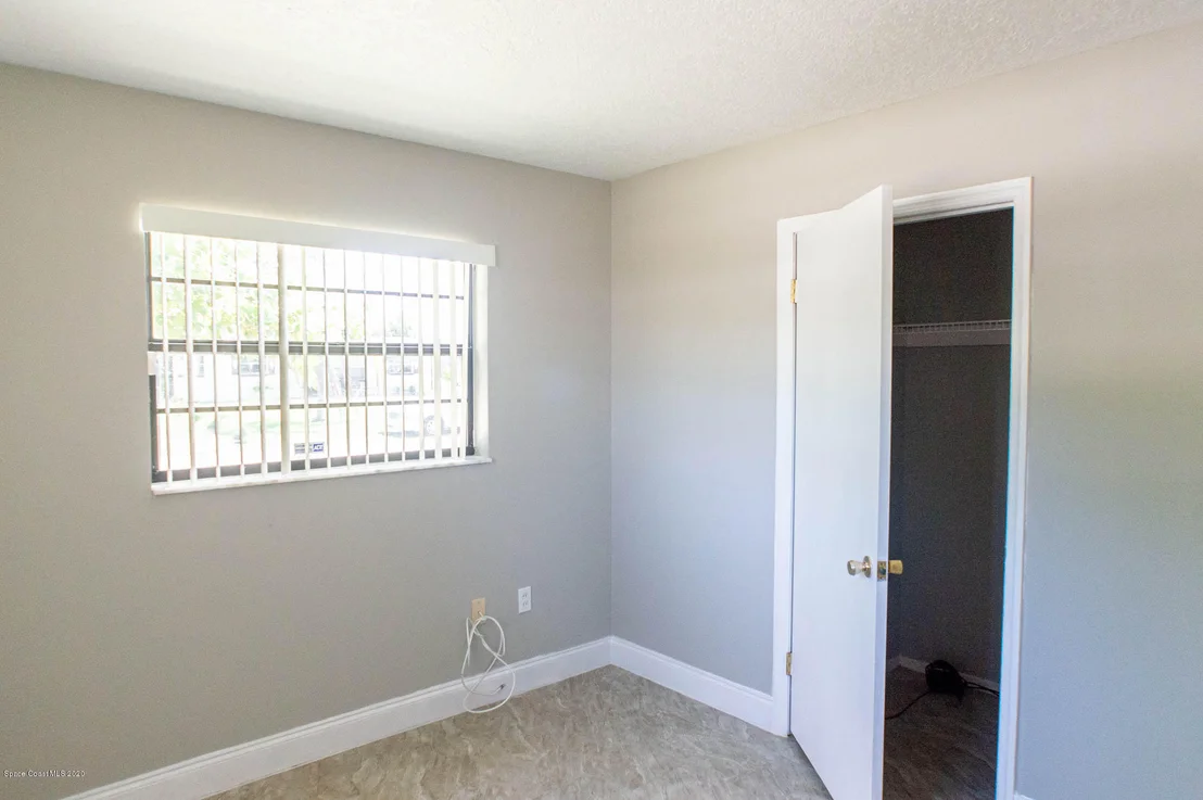 Photo of 1378 Eva Lane