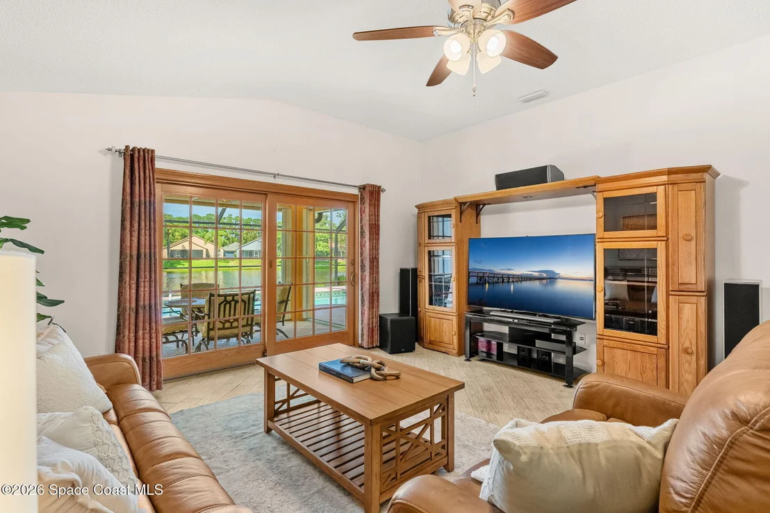 Photo of 992 Shaw Circle