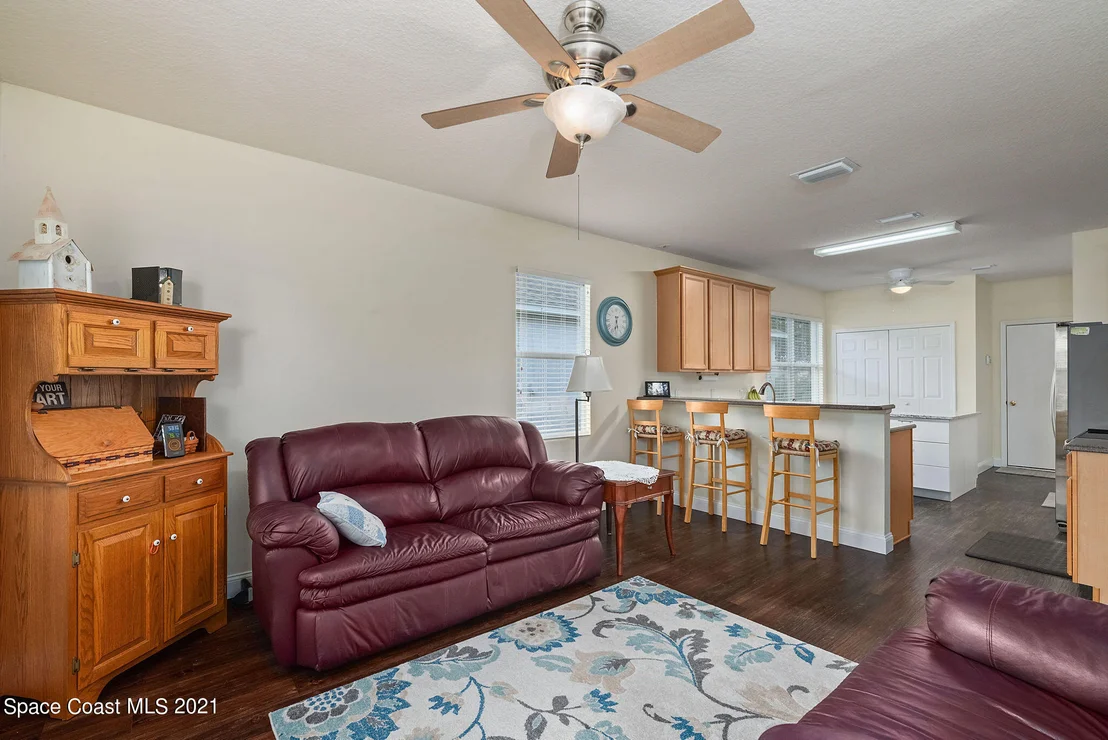 Photo of 561 Cressa Circle