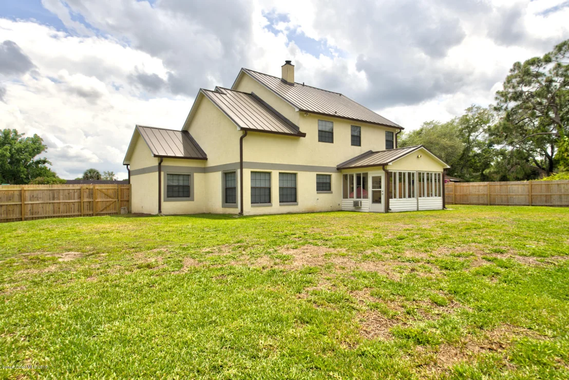 Photo of 6300 Janina Road