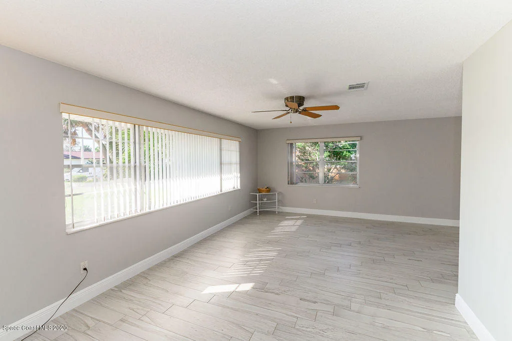 Photo of 250 Sand Pine Road
