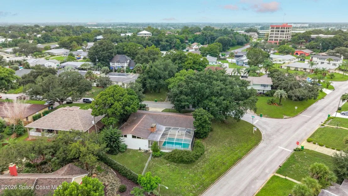 Photo of 3230 Buckingham Lane