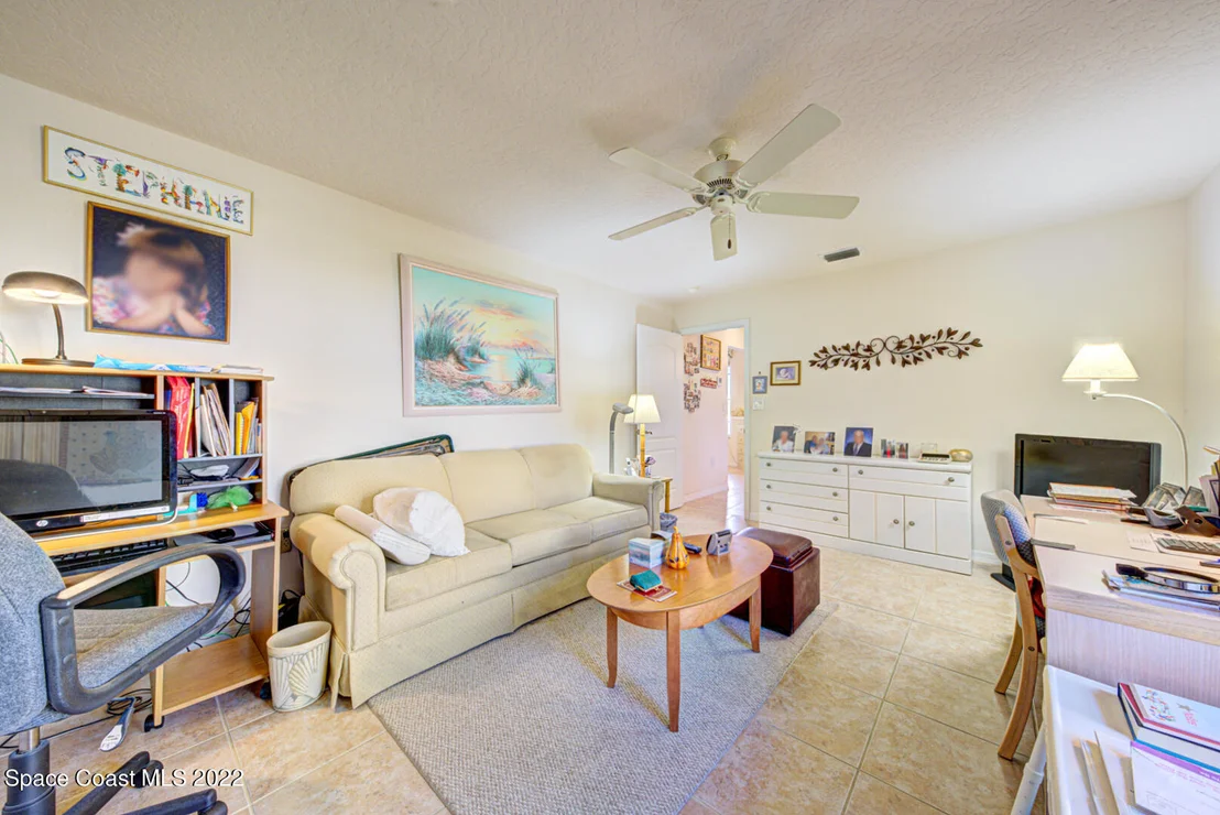 Photo of 5948 Newbury Circle