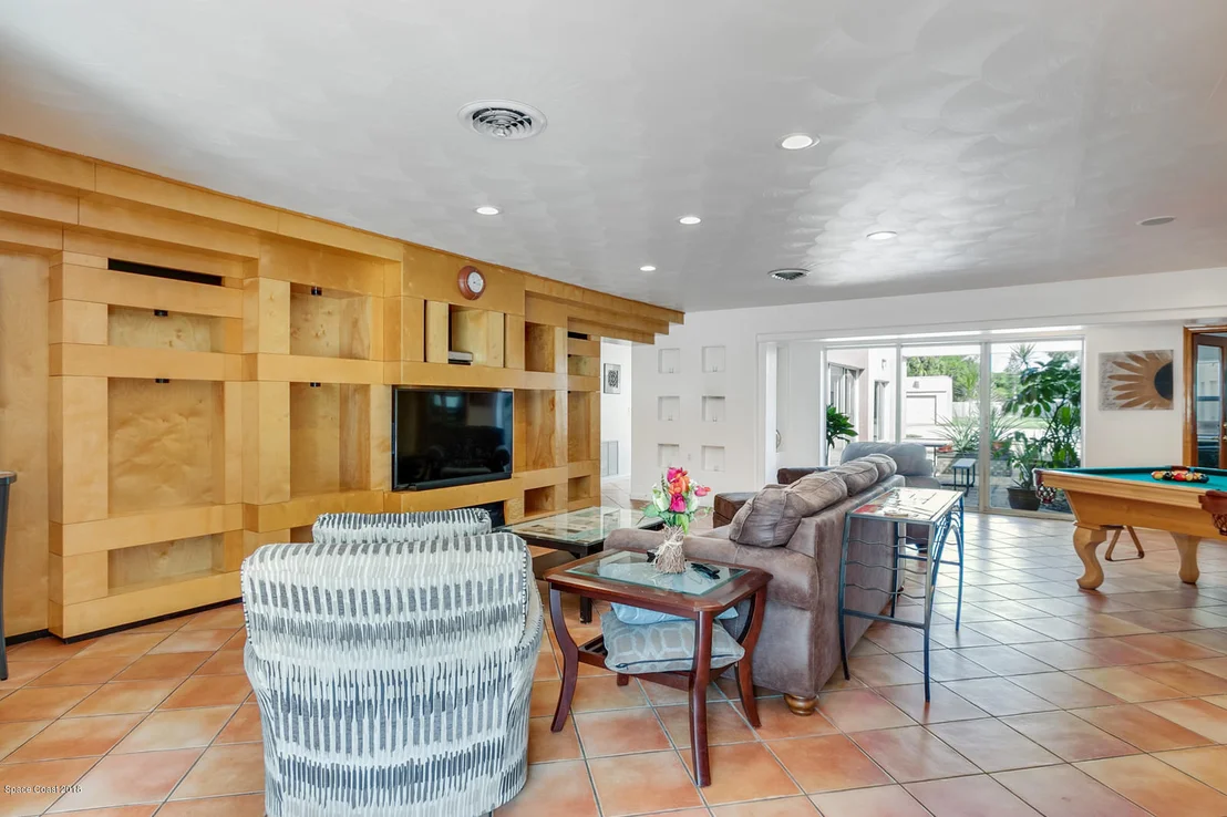 Photo of 8426 Sylvan Drive