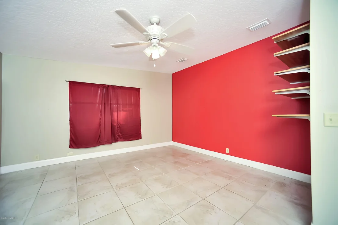 Photo of 820 Glenmore Circle