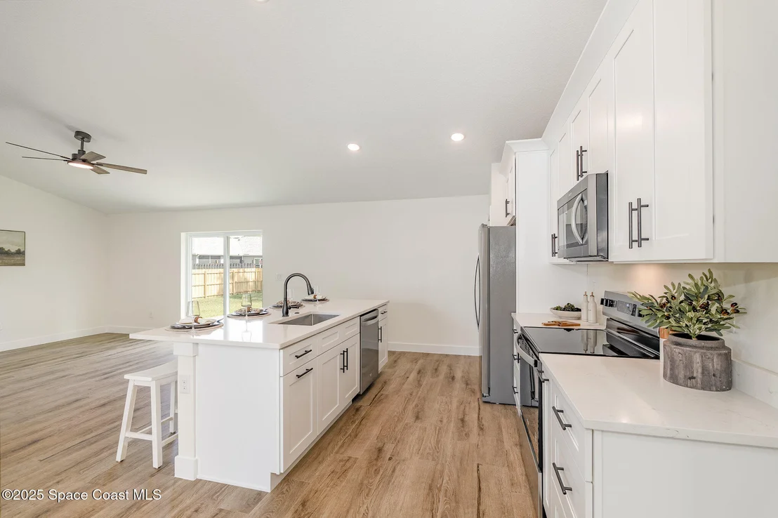 Photo of 6499 Pleasant Avenue