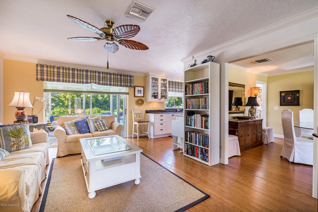 Photo of 209 Elm Avenue