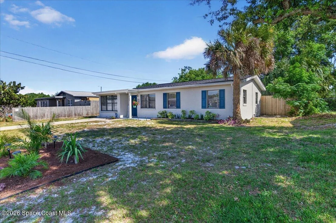 Photo of 2139 Smathers Circle N