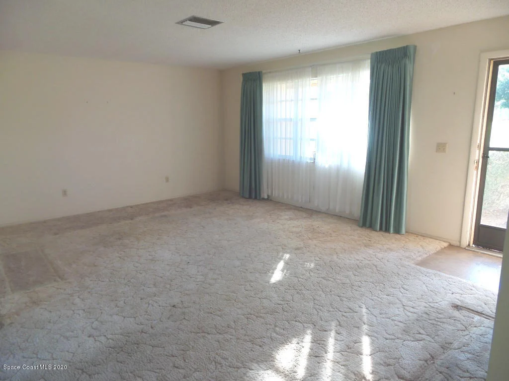 Photo of 3245 Elm Terrace