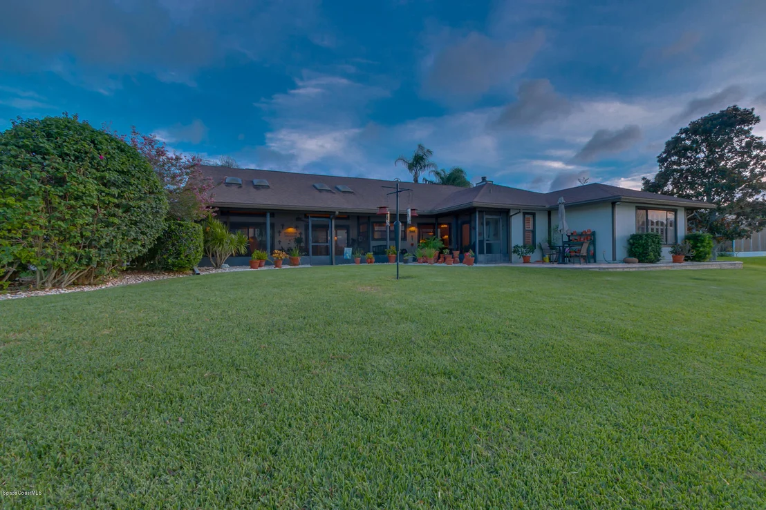 Photo of 529 Crystal Lake Drive