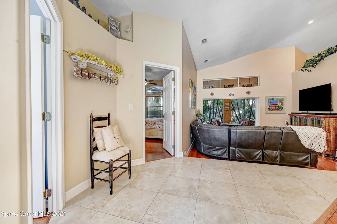 Photo of 346 Carmel Drive