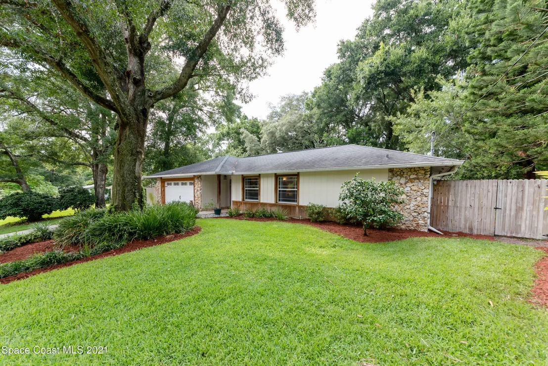 Photo of 541 Alpine Street