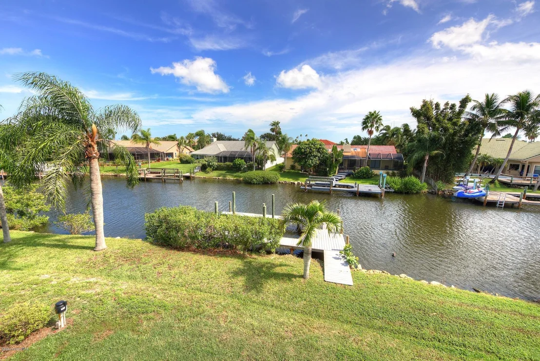 Photo of 545 Lanternback Island Drive