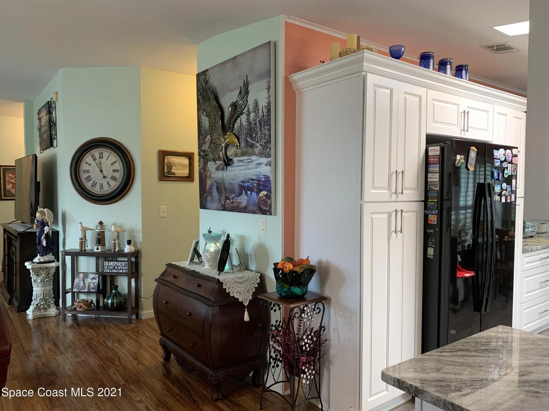 Photo of 372 Scenic Drive