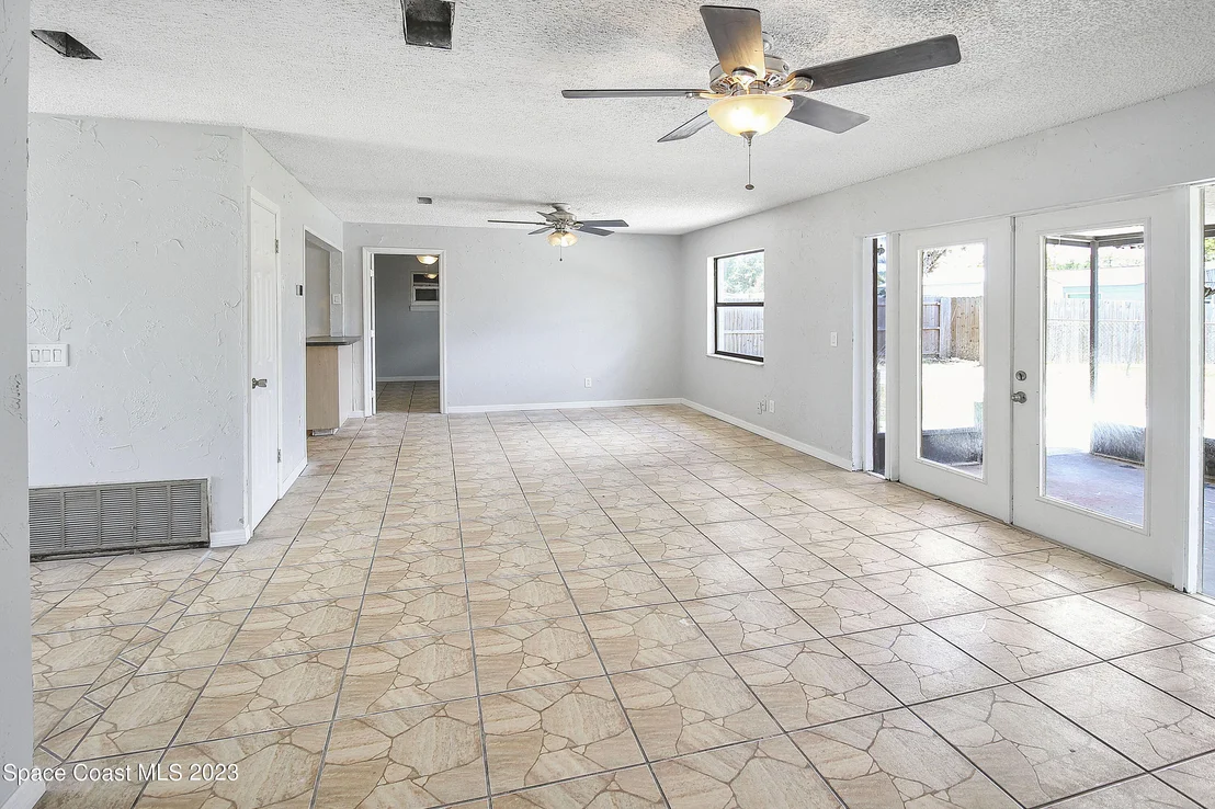 Photo of 985 Palmer Street