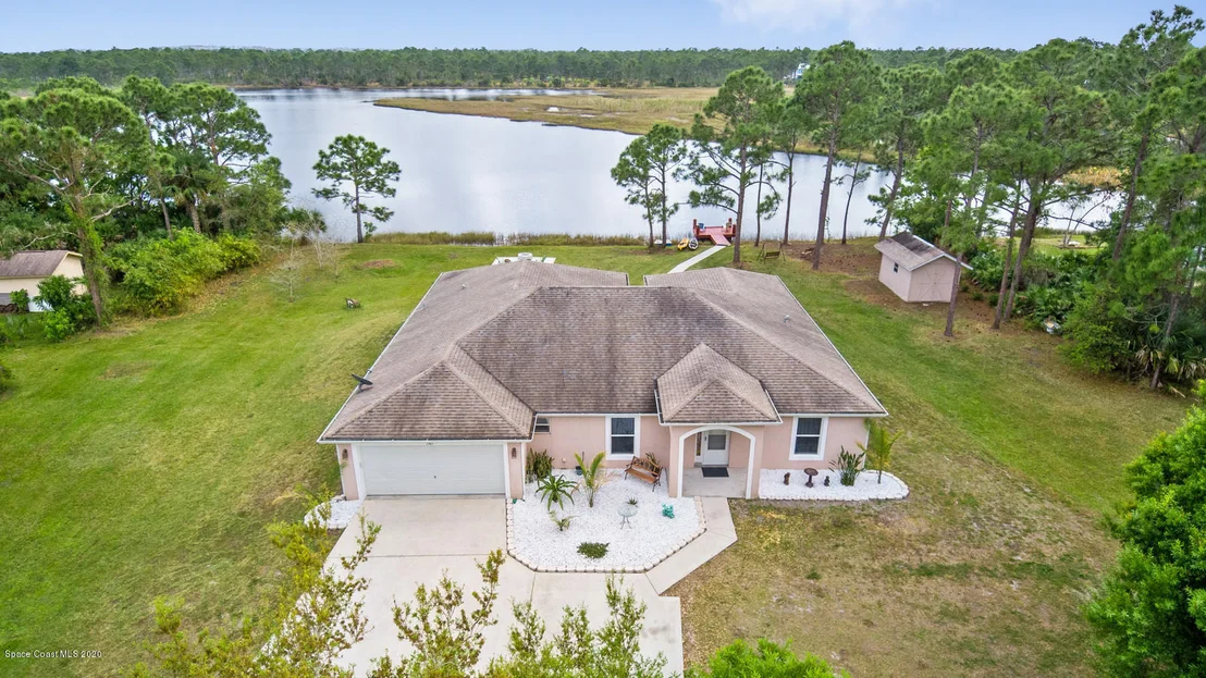 Photo of 1301 Grant Road