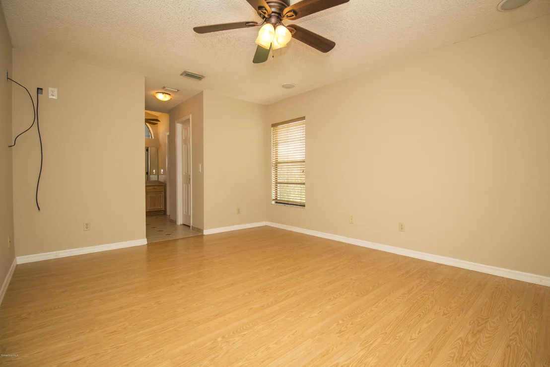 Photo of 2483 NOBILITY Avenue