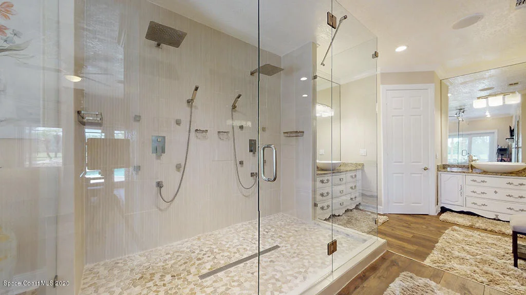 Photo of 643 Doral Lane