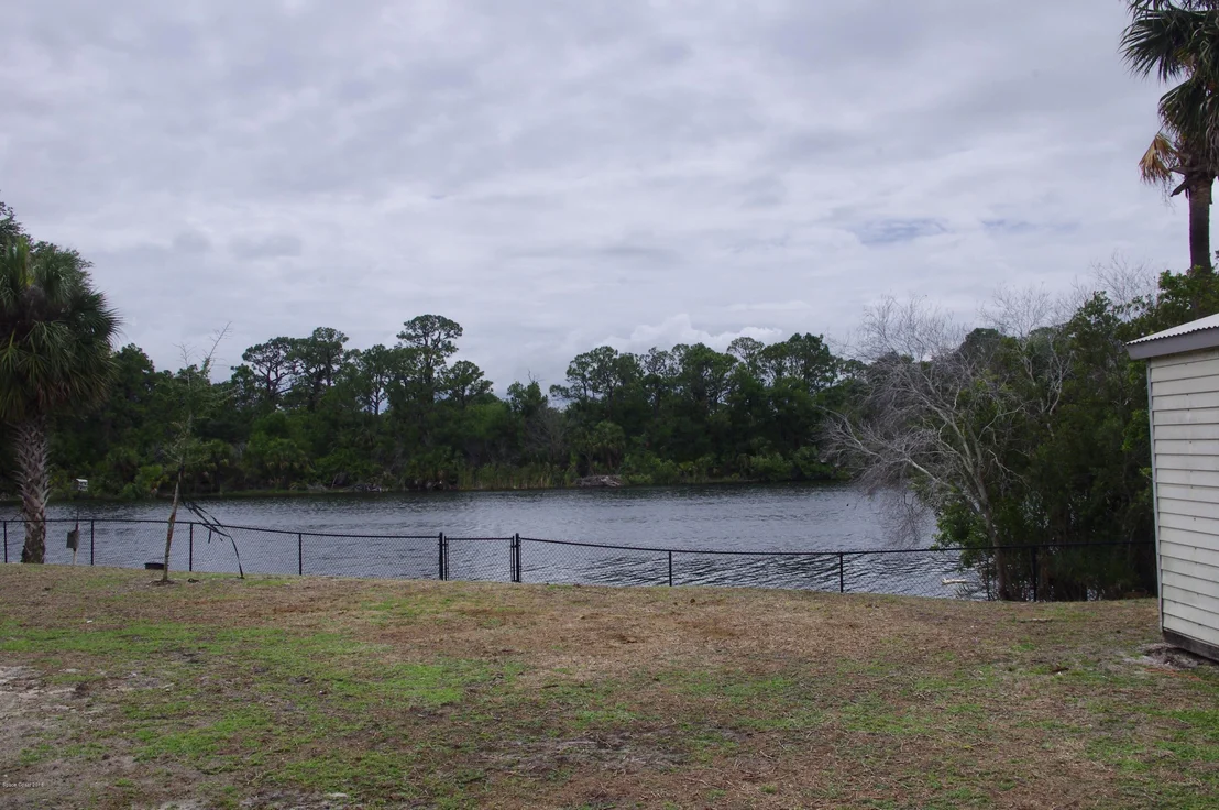 Photo of 355 N Gray Road